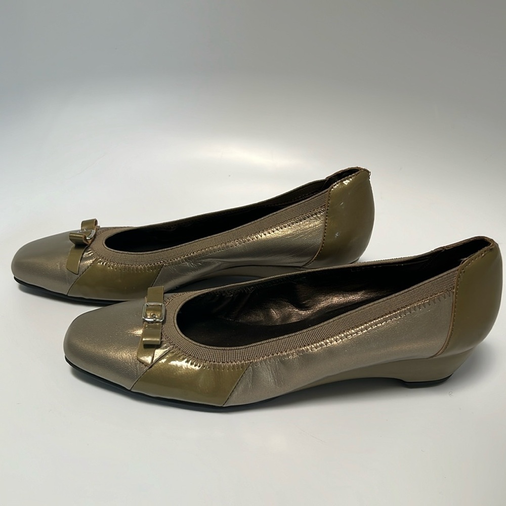 Mark Lema Classic Small heels Women’s size 6M